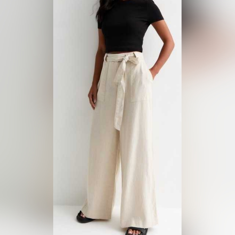 Elegant White Wide-Leg Pants